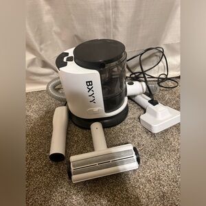 BXYY Compact Canister Pet Vacuum in White and Black